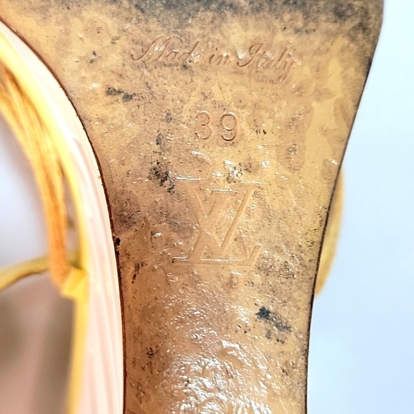 Authentic Louis Vuitton Sandals Size 39 - Picture 12 of 12